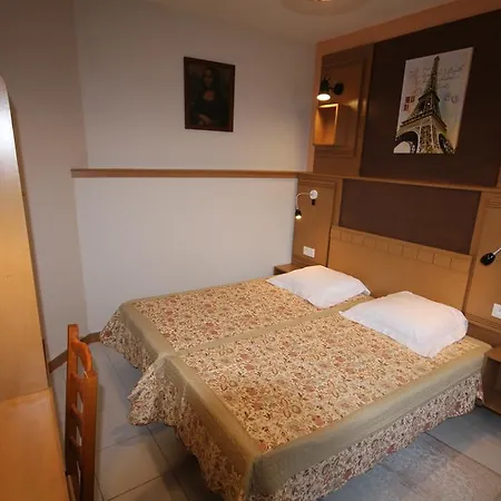 Rachel Hotel 3*