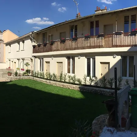 Hotel Rachel 3*