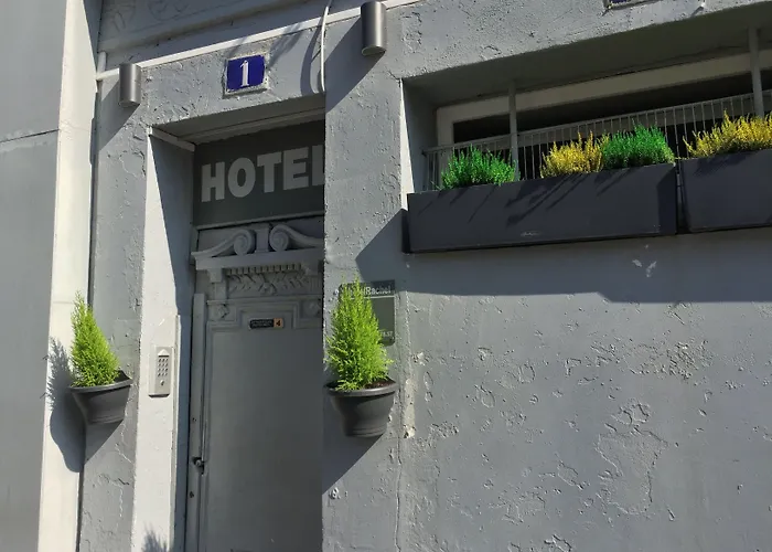 Hotel Rachel 3*