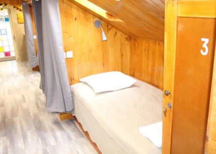 Hotel Rachel 3*
