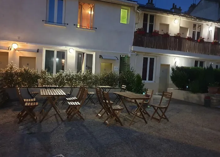 Rachel Hotel 3*