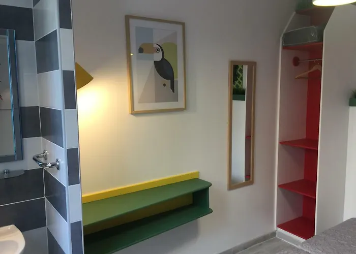 Rachel Hotel 3*